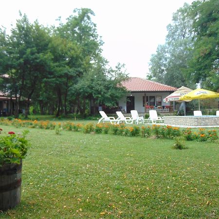 Holiday Park Ranchoto Hotell Kirkovo  Exteriör bild