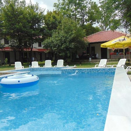 Holiday Park Ranchoto Hotell Kirkovo  Exteriör bild