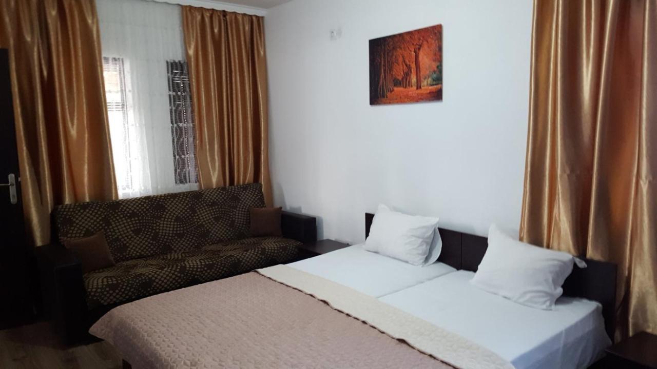 Holiday Park Ranchoto Hotell Kirkovo  Exteriör bild